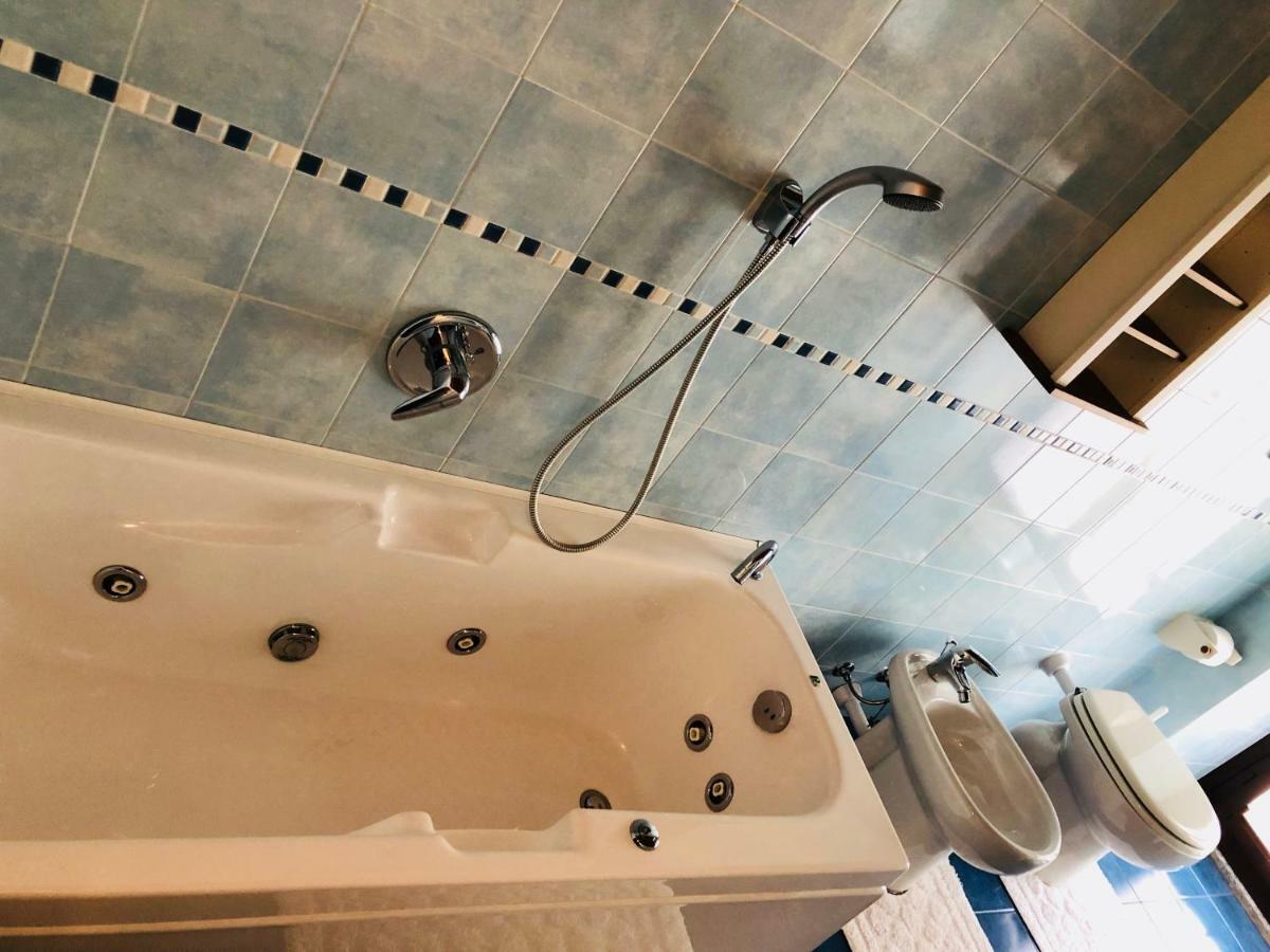 Cascina Cologna Bed and Breakfast Galbiate Εξωτερικό φωτογραφία