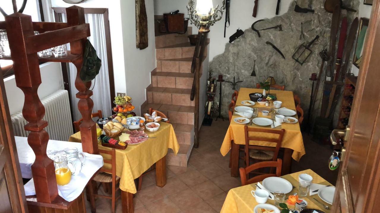 Cascina Cologna Bed and Breakfast Galbiate Εξωτερικό φωτογραφία